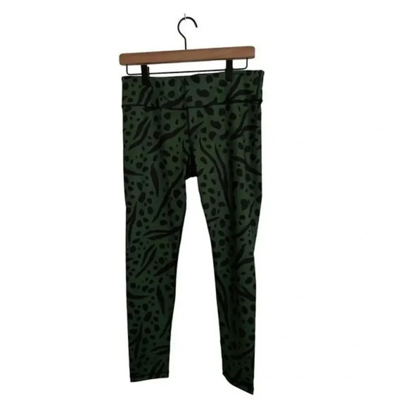 Preach Paws High Waisted Ankle‎ Length Leggings - Picture 1 of 5